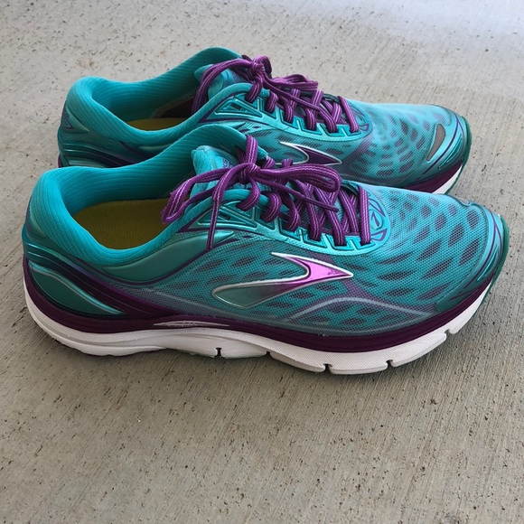 brooks transcend 3 purple